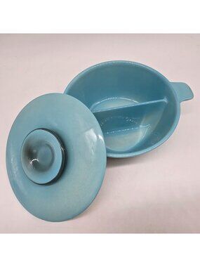 Hall USA Oven-Proof Divided Casserole Dish Lid Light Blue Ceramic VTG Serveware